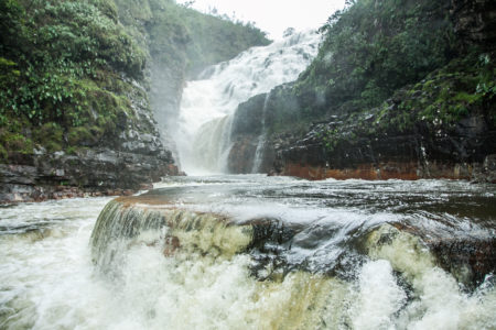 chapada-dos-veadeiros-catarata-dos-couros