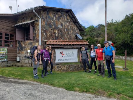 Grupo no Posto do Marcão